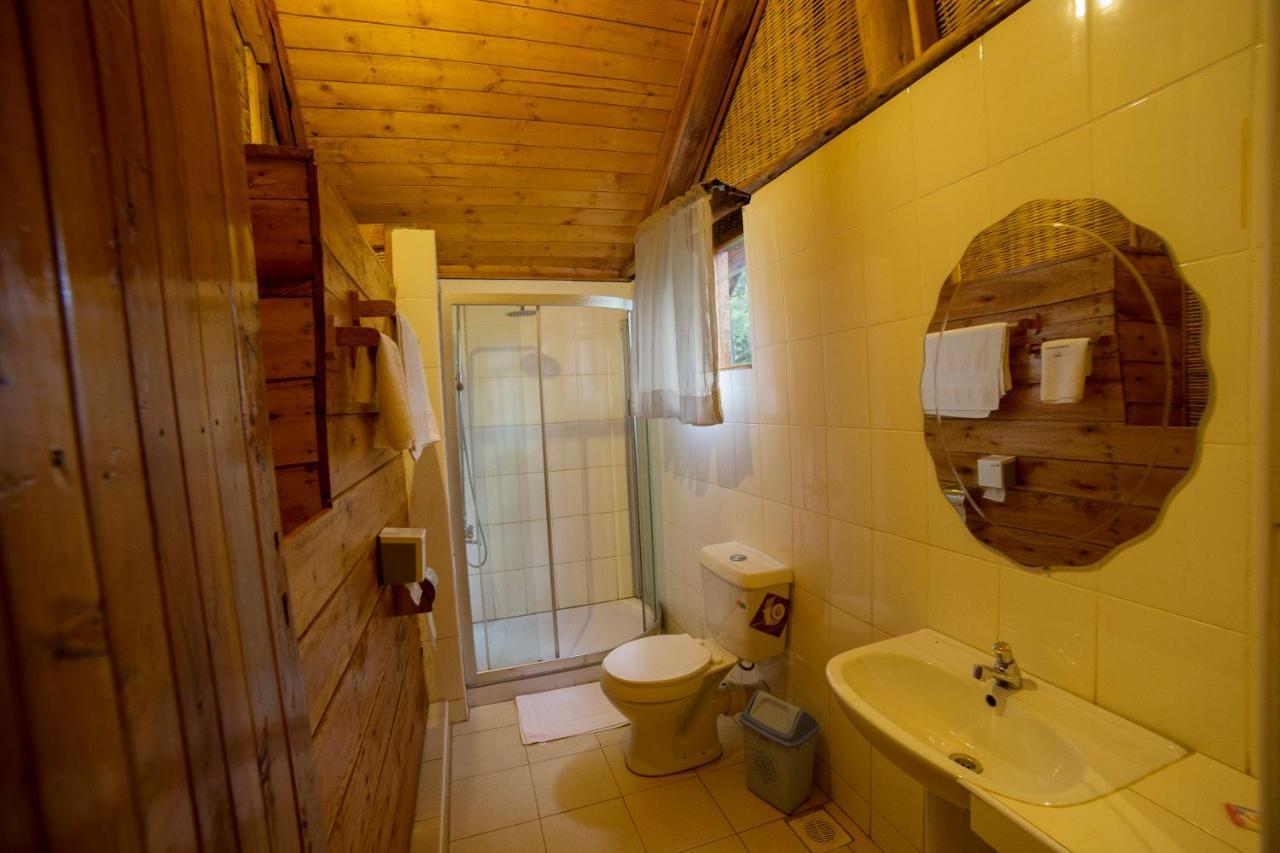 Lake Bunyonyi Eco Resort Chabahinga Екстериор снимка