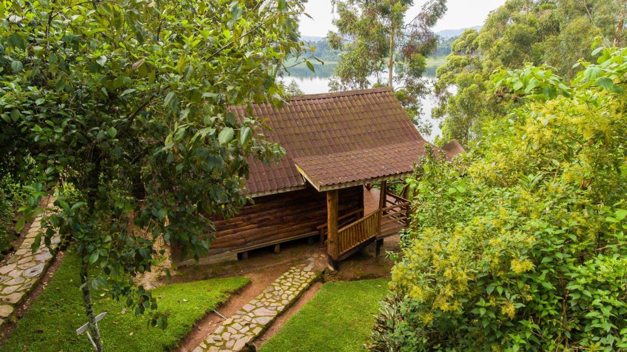Lake Bunyonyi Eco Resort Chabahinga Екстериор снимка