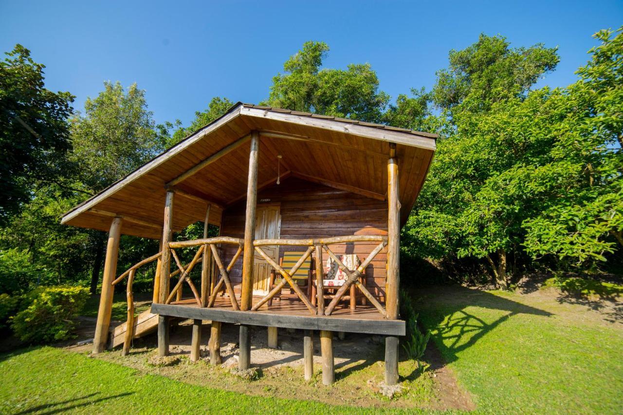 Lake Bunyonyi Eco Resort Chabahinga Екстериор снимка